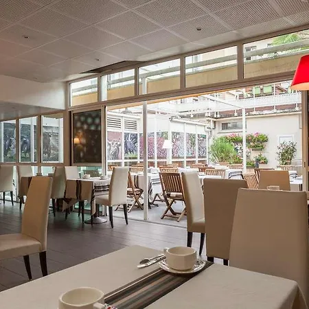酒店 The Originals City, Les Thermes De L'avenue, 3*