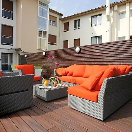 Отель The Originals City, Les Thermes De L'avenue, 3*